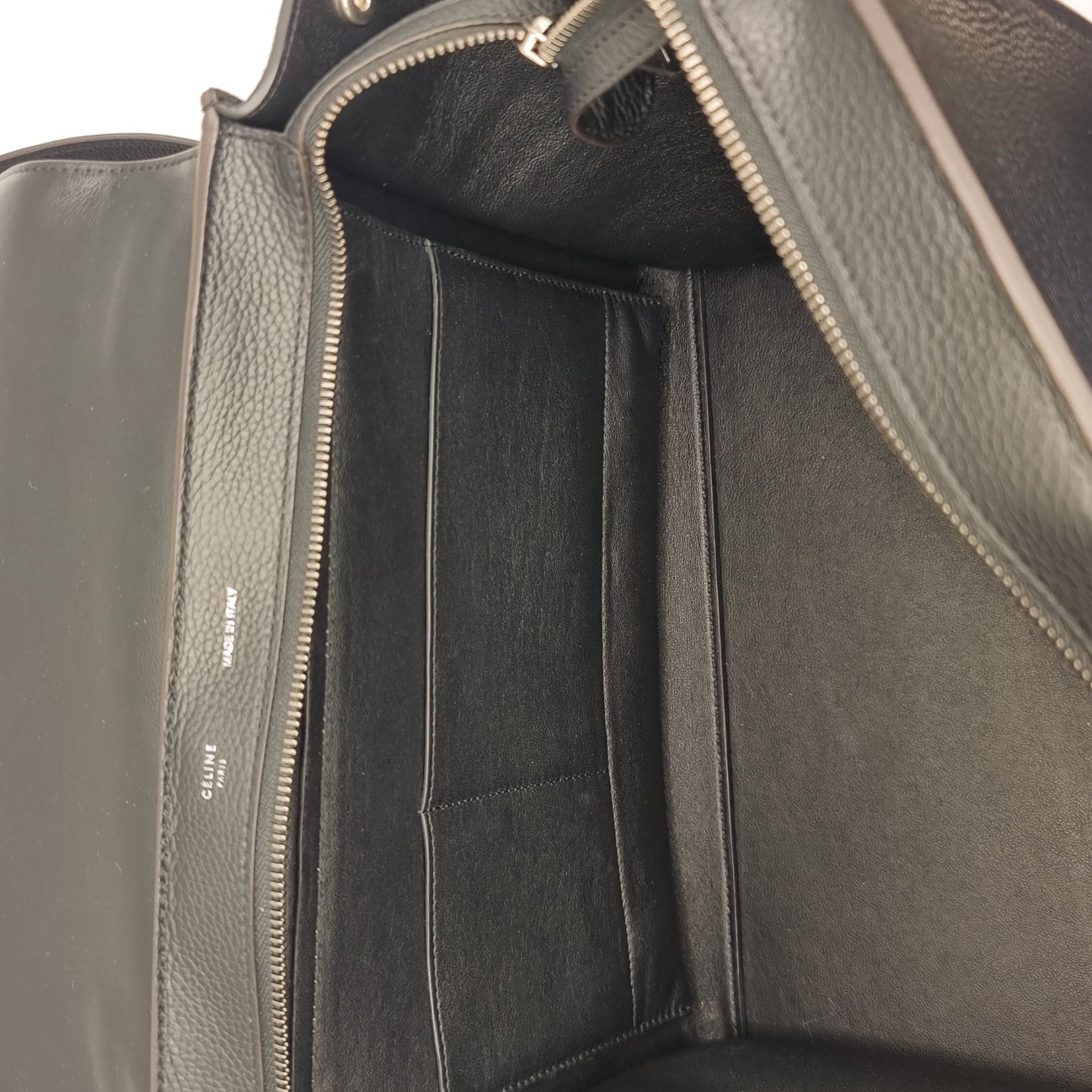 Trapeze Black Leather