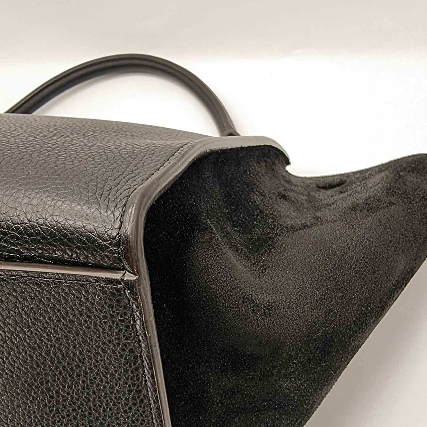 Trapeze Black Leather