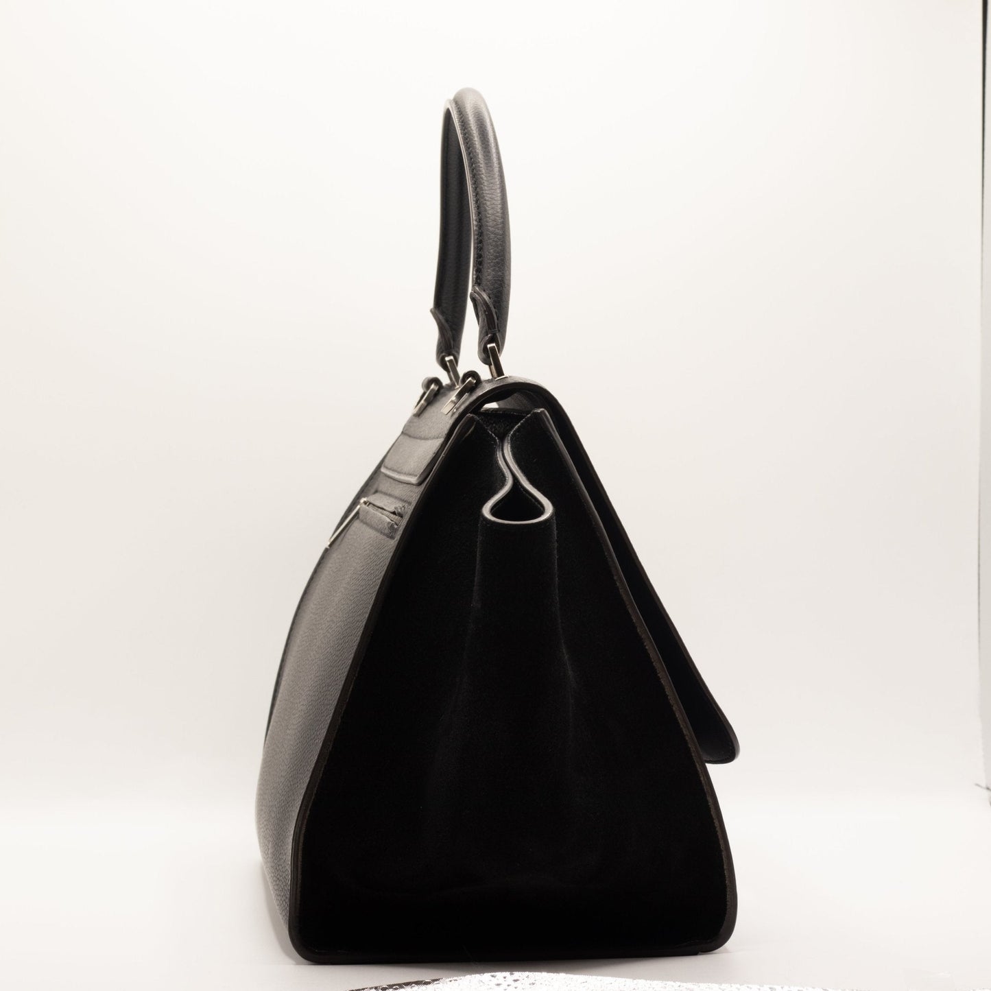 Trapeze Black Leather