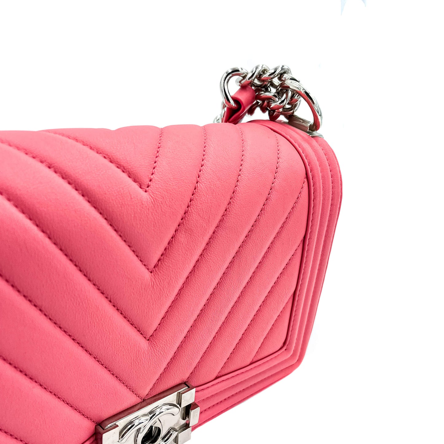 Boy Medium Chevron Calfskin Pink Bag