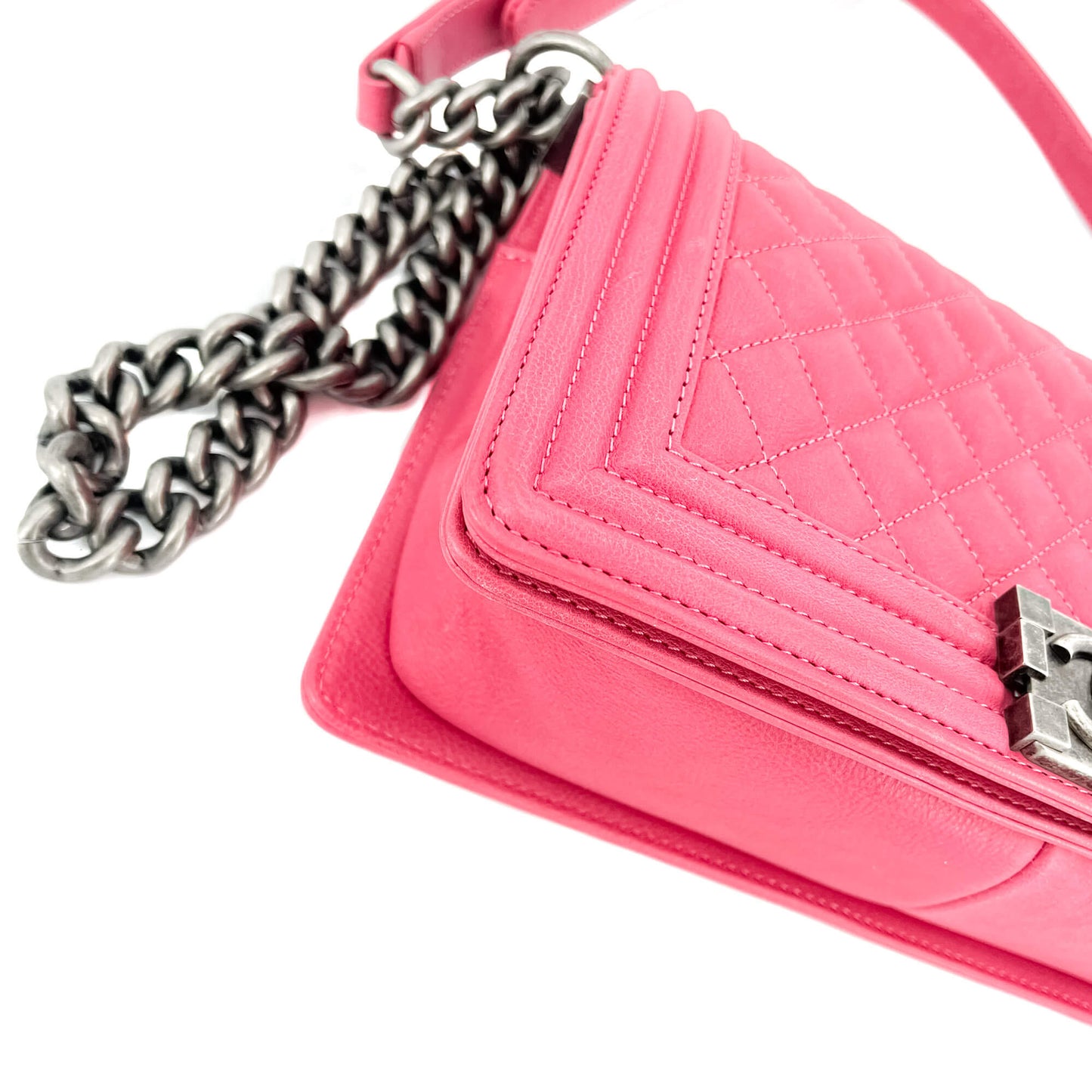 Boy Medium Quilted Calfskin Pink Bag