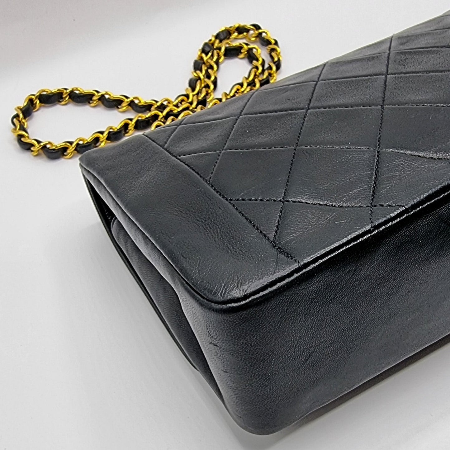 Diana Medium Black Lambskin Gold Vintage