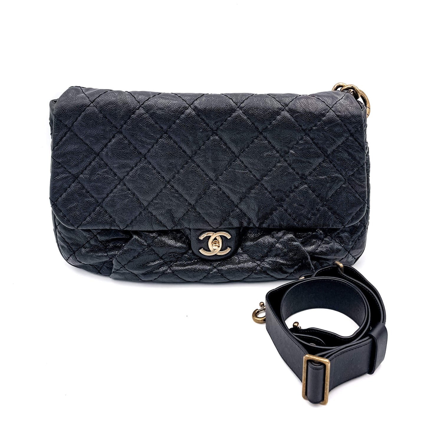 Jumbo Distressed Caviar Black Bag