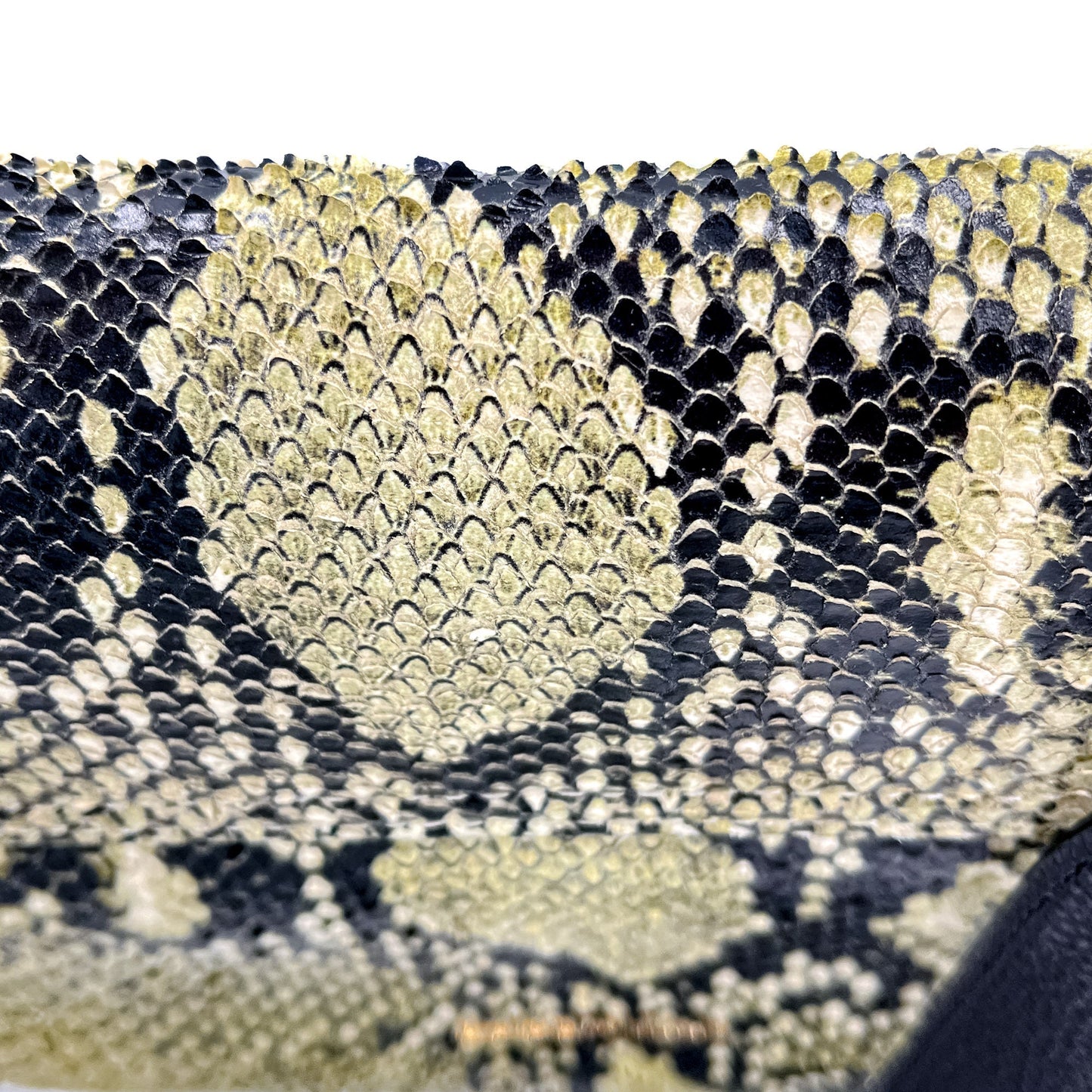 Marvin Python 2-way Bag