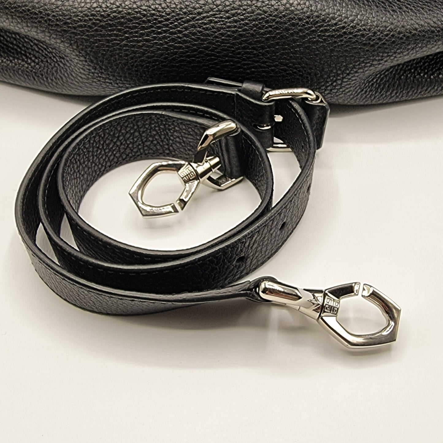 Nightingail Large Black Grained Leather