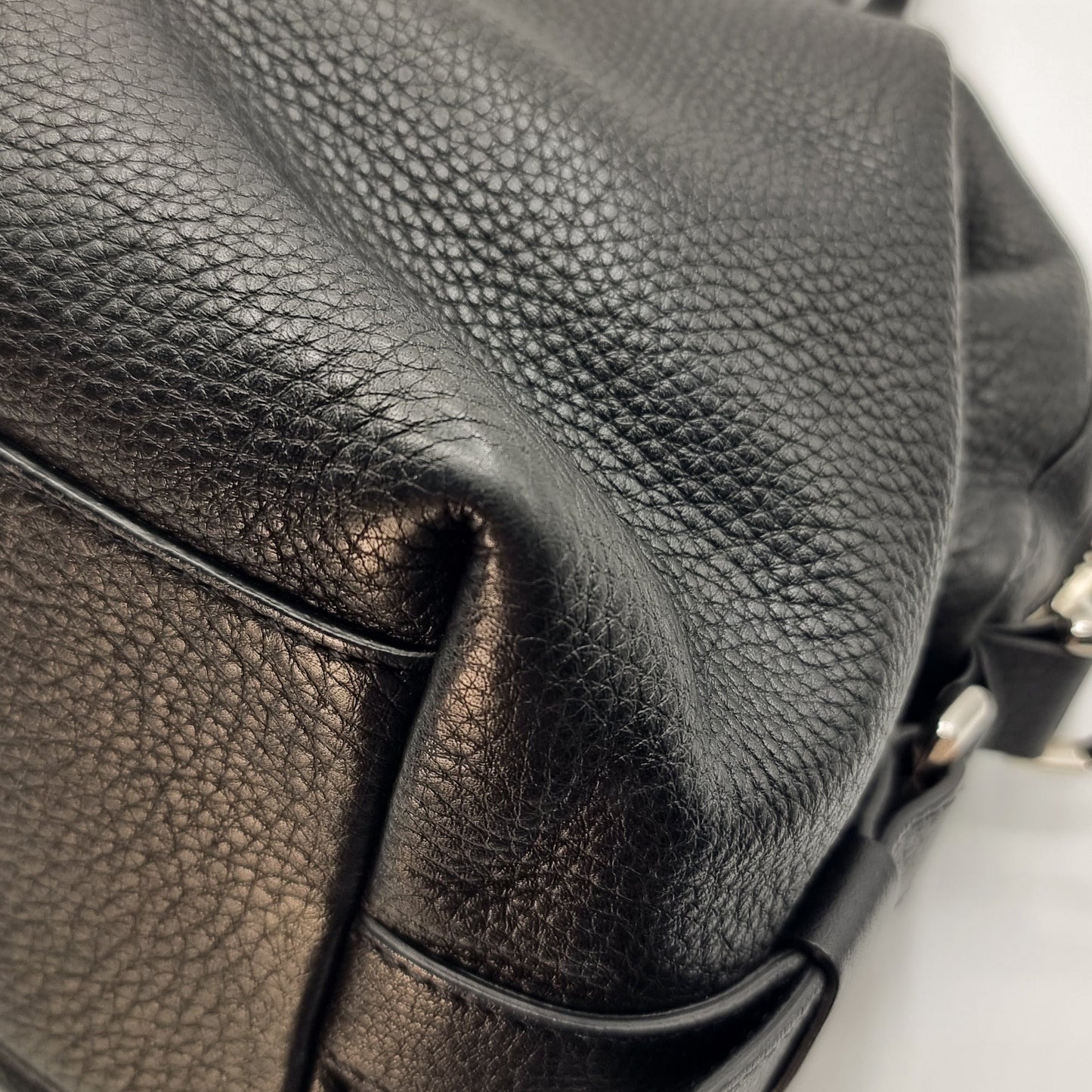 Nightingail Large Black Grained Leather