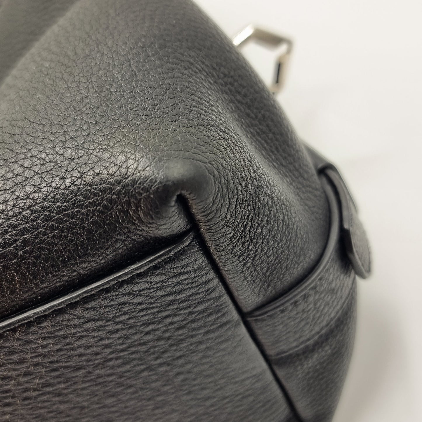 Nightingail Large Black Grained Leather