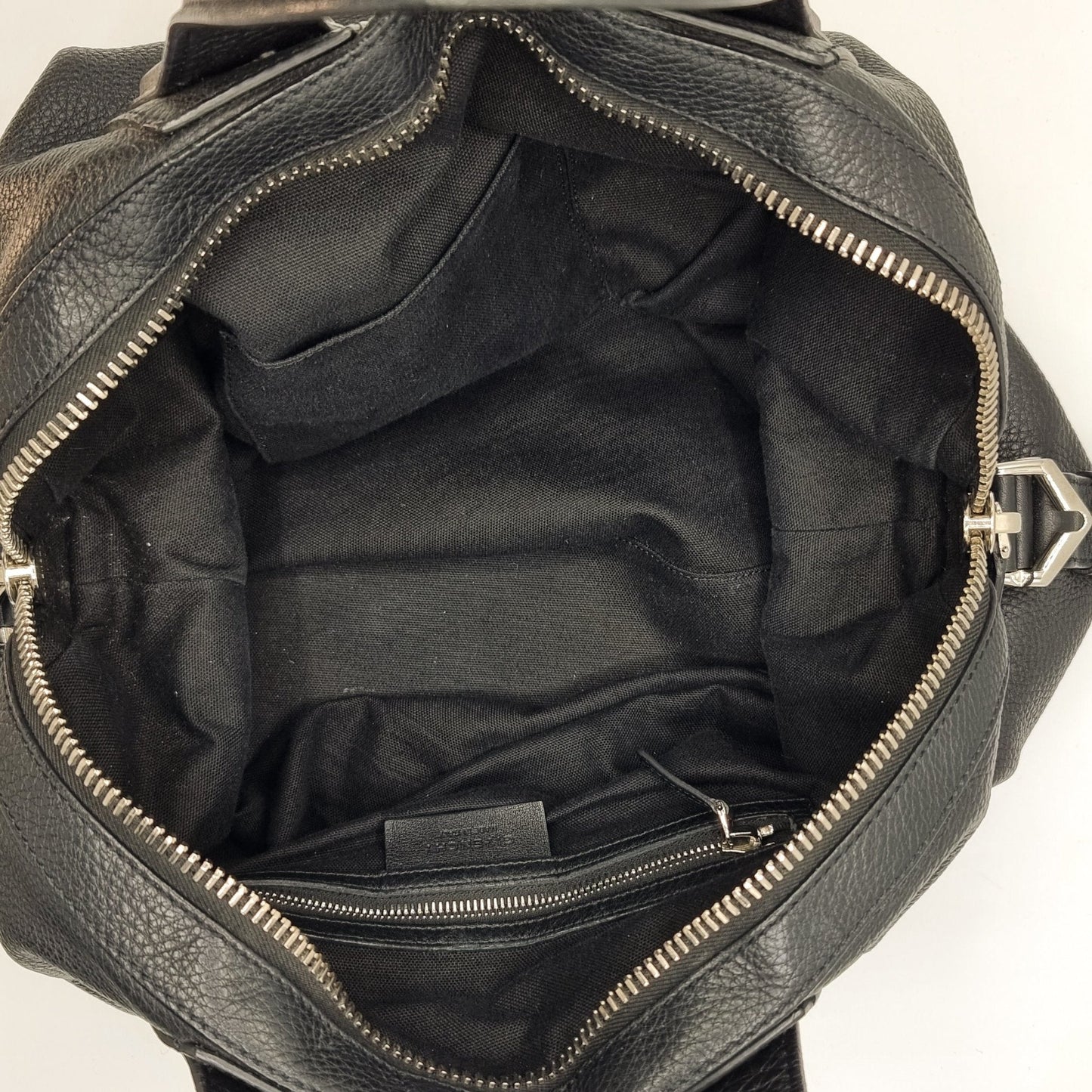 Nightingail Large Black Grained Leather