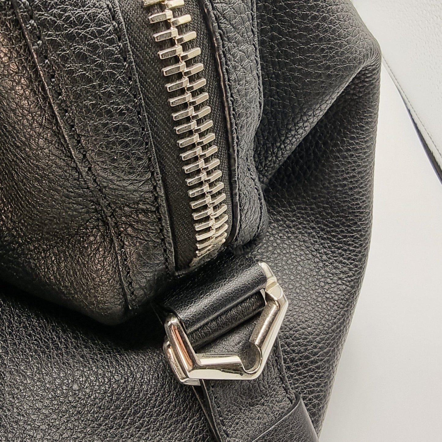Nightingail Large Black Grained Leather