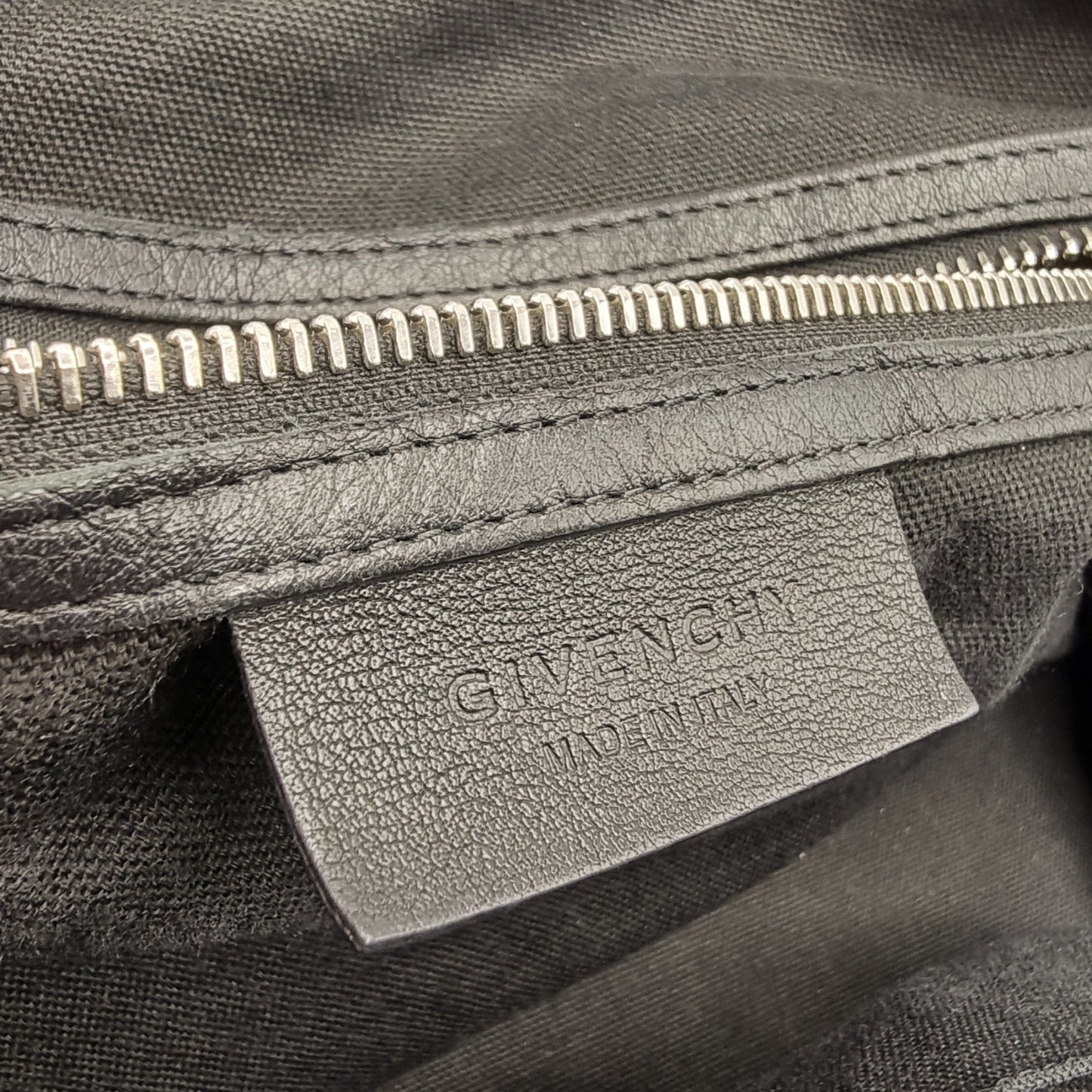 Nightingail Large Black Grained Leather