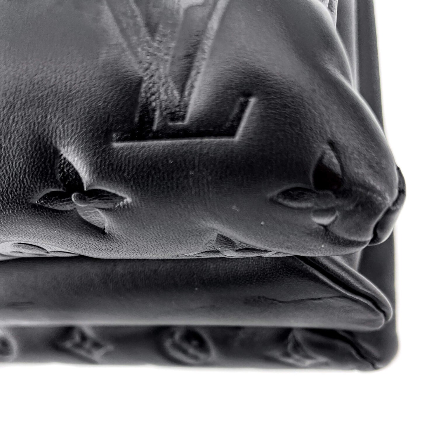 Coussin MM Black Leather
