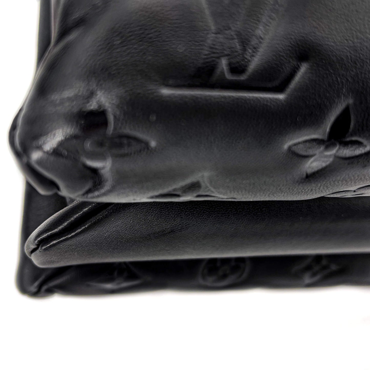 Coussin MM Black Leather