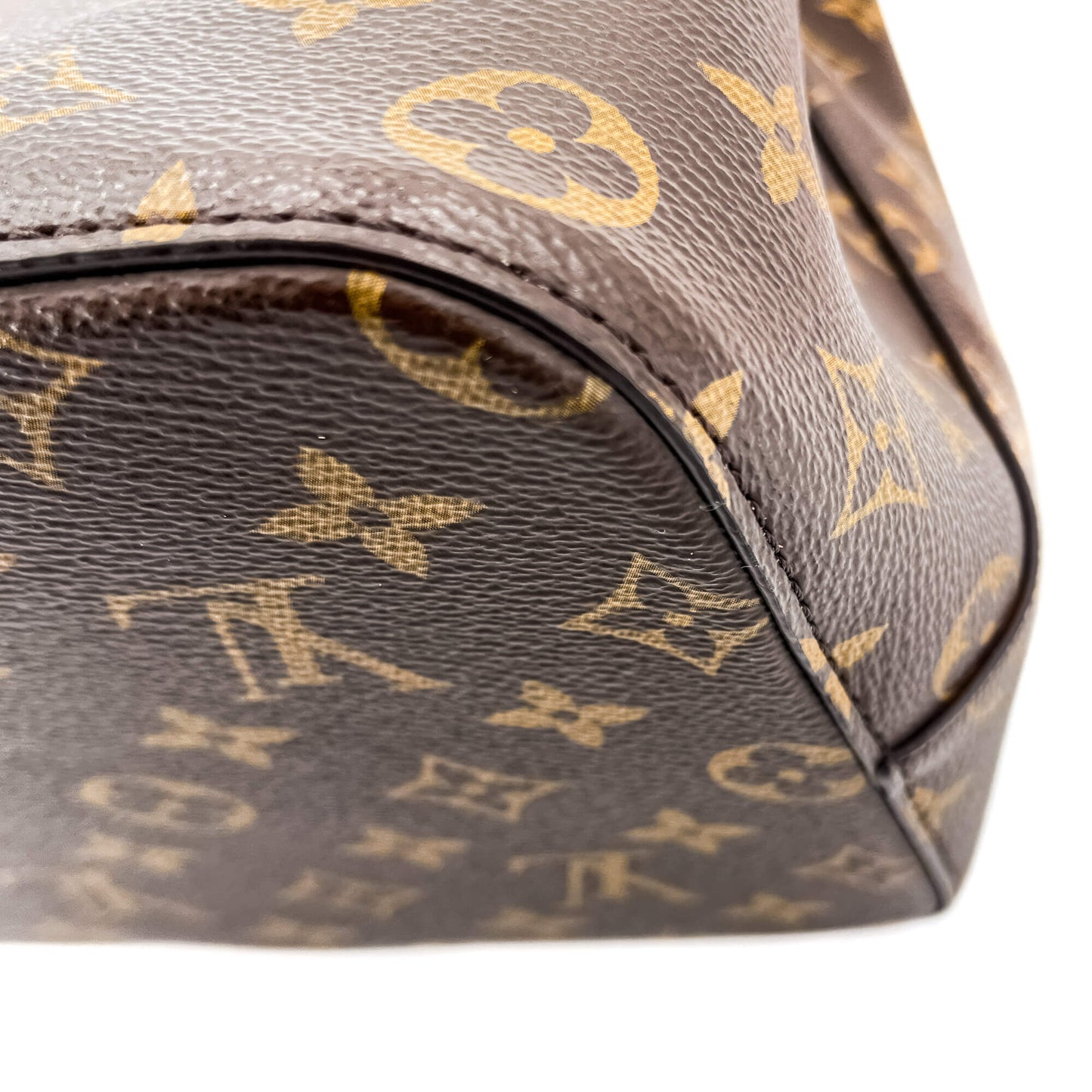 NÃƒÆ’Ã‚Â©oNoÃƒÆ’Ã‚Â© MM Monogram 2-Way Bucket Bag