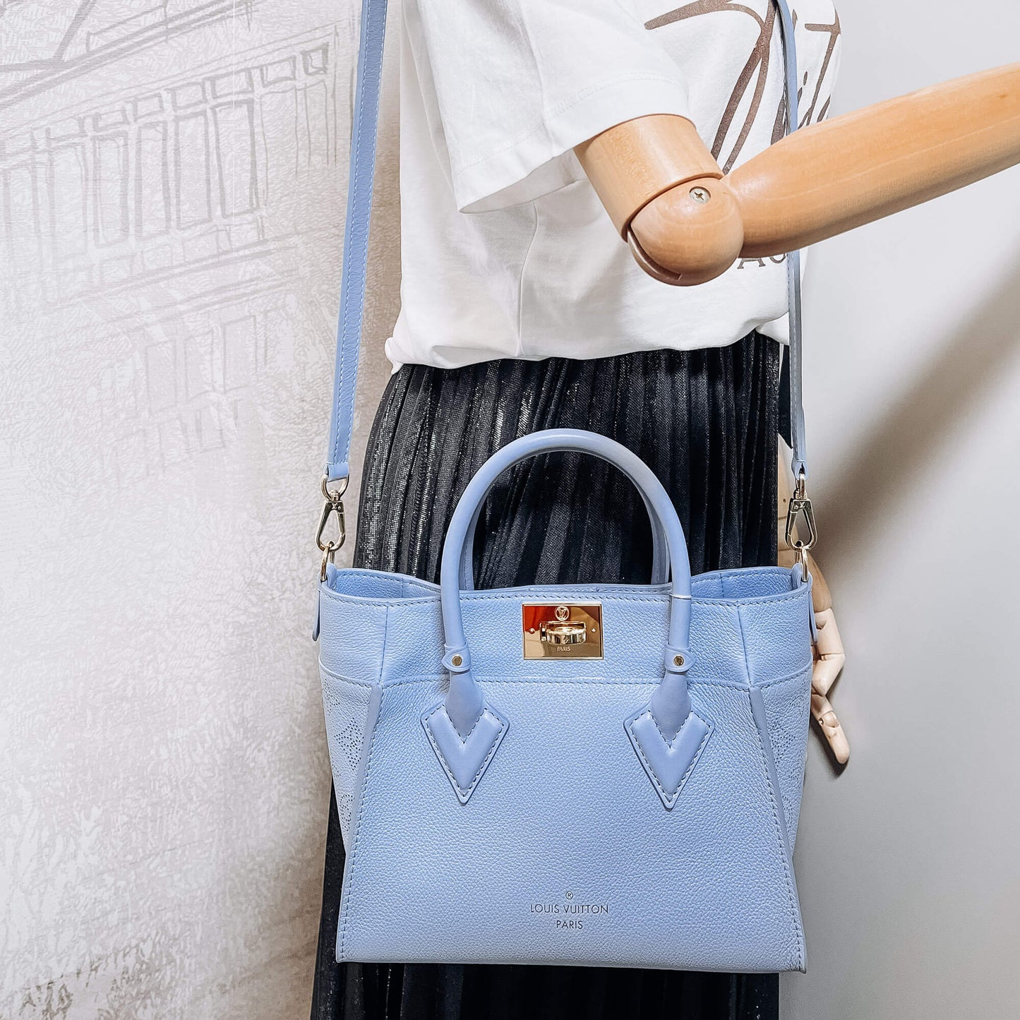 On My Side PM  High End Mahina Leather Bleau Nuage 2-way