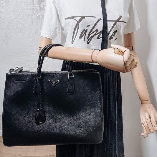 Galleria Large Leather Black Tote