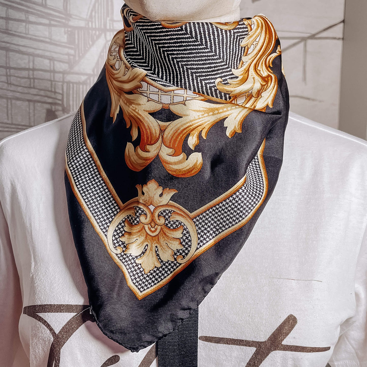 Black & Gold Foulard