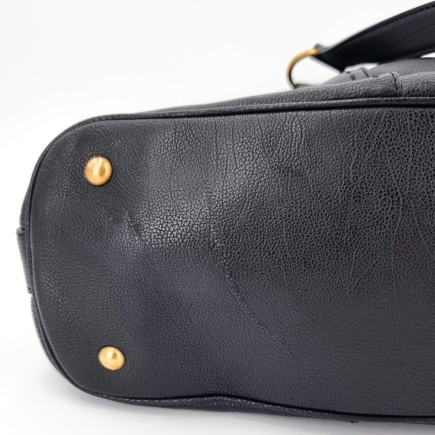 Yves Saint Laurent Muse in black leather