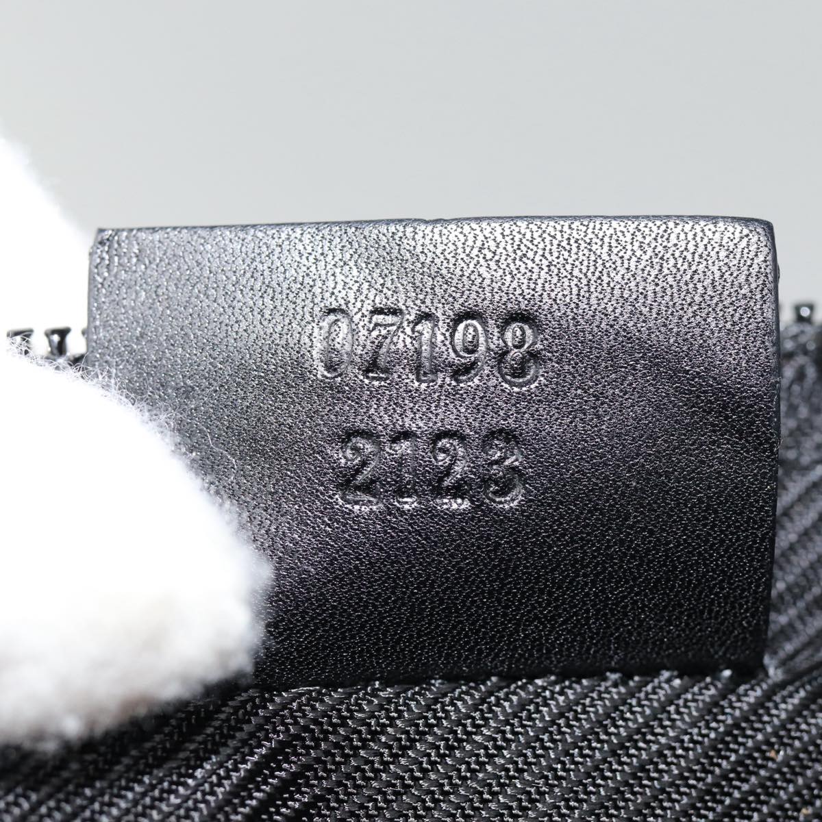 GUCCI GG Canvas hand Pouch Black Silver 07198 tb1126