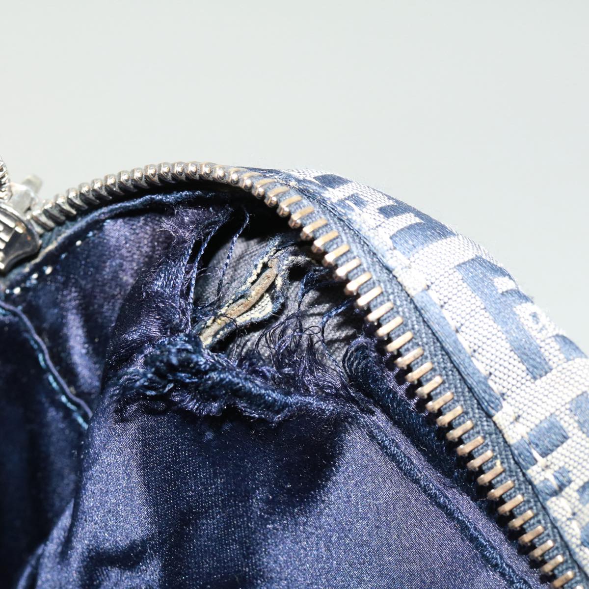 FENDI Zucchino Canvas Hand Bag Navy tb255