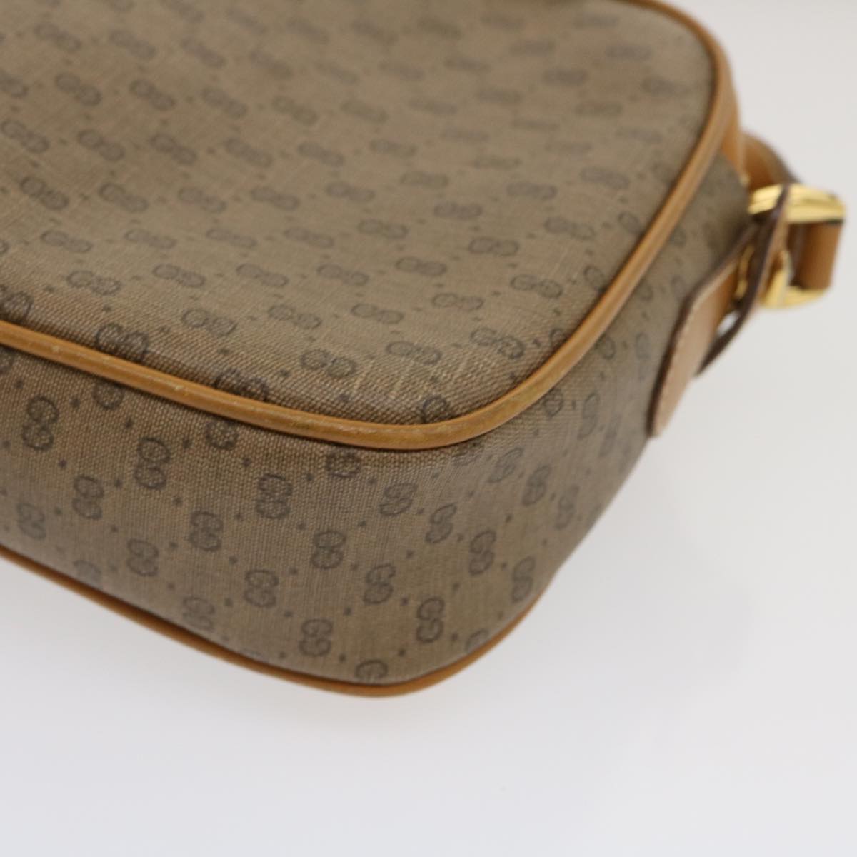 GUCCI Micro GG Canvas Shoulder Bag PVC Leather Beige Brown th2698