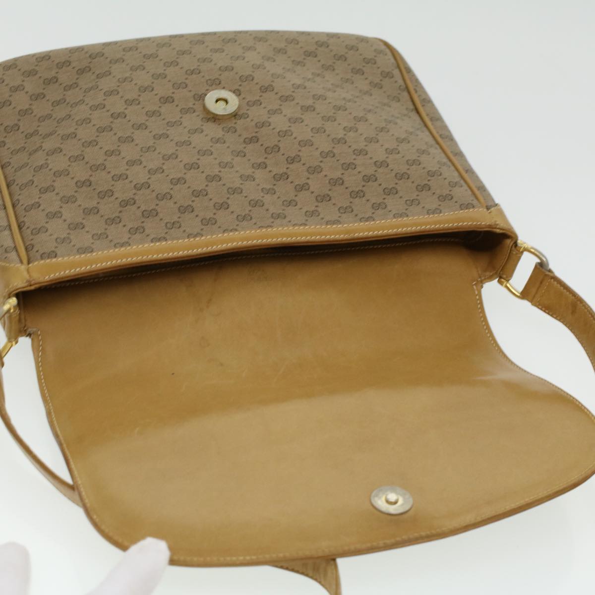 GUCCI Micro GG Canvas Shoulder Bag Beige th3237