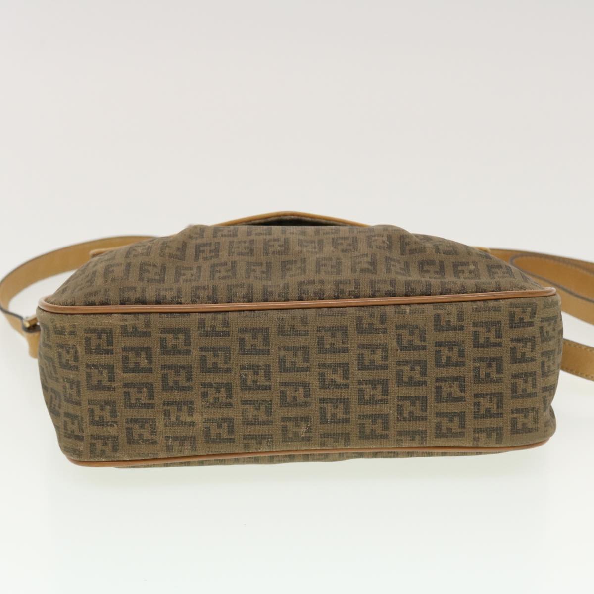 FENDI Zucchino Canvas Shoulder Bag Beige th3653