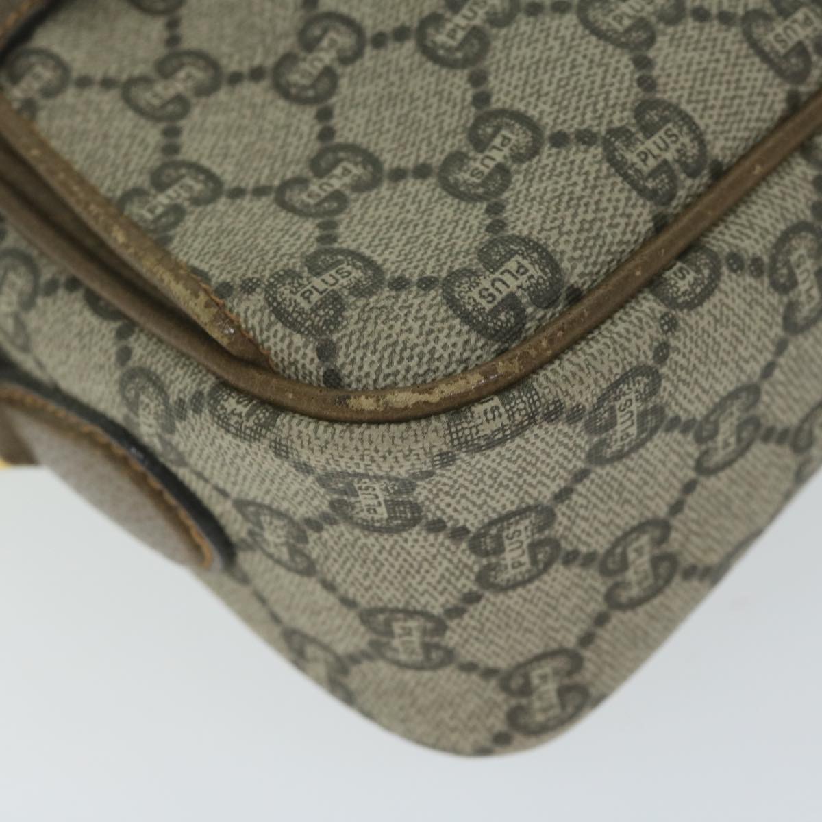 GUCCI GG Plus Supreme Shoulder Bag PVC Leather Beige th4356