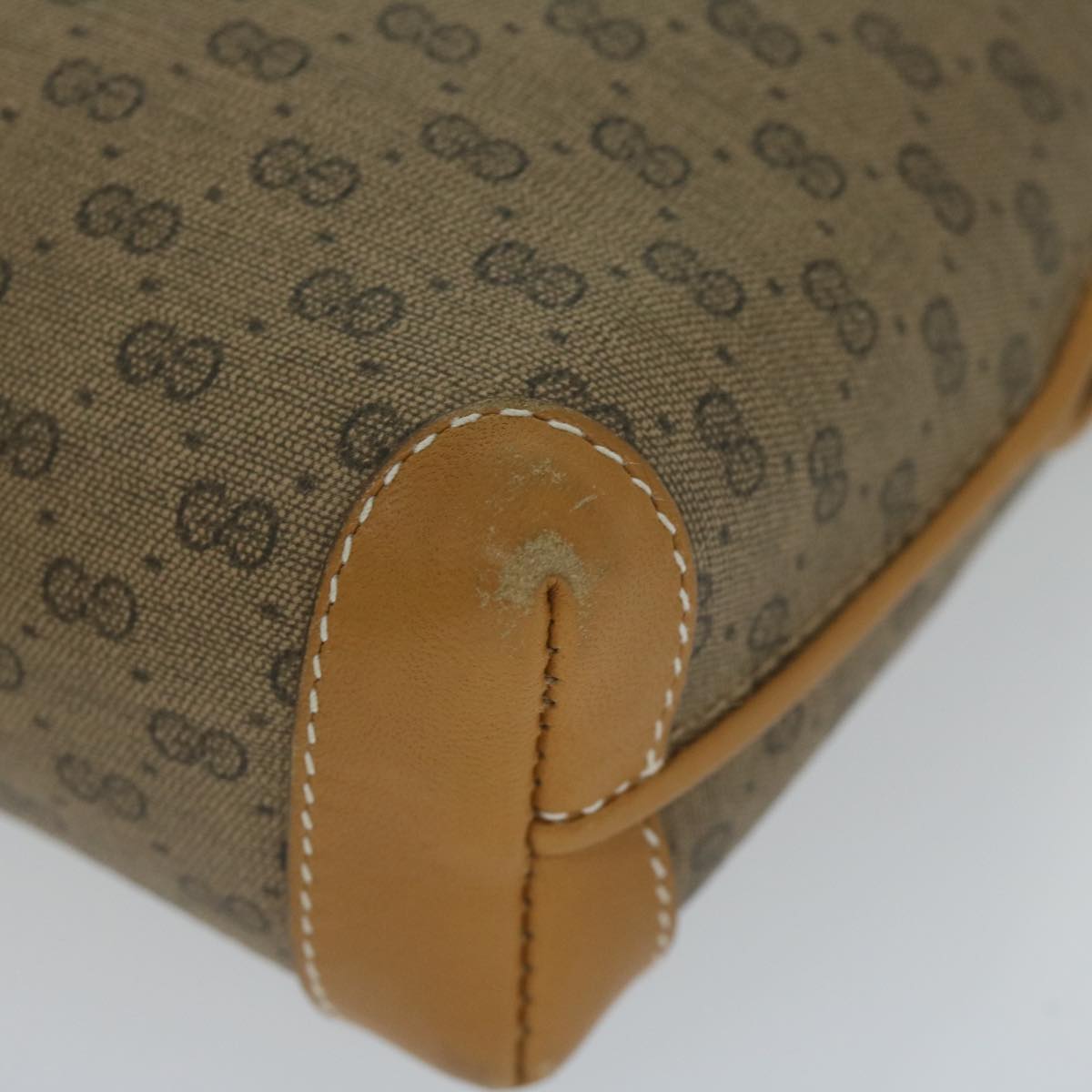 GUCCI Micro GG Supreme Shoulder Bag PVC Leather Beige th4357