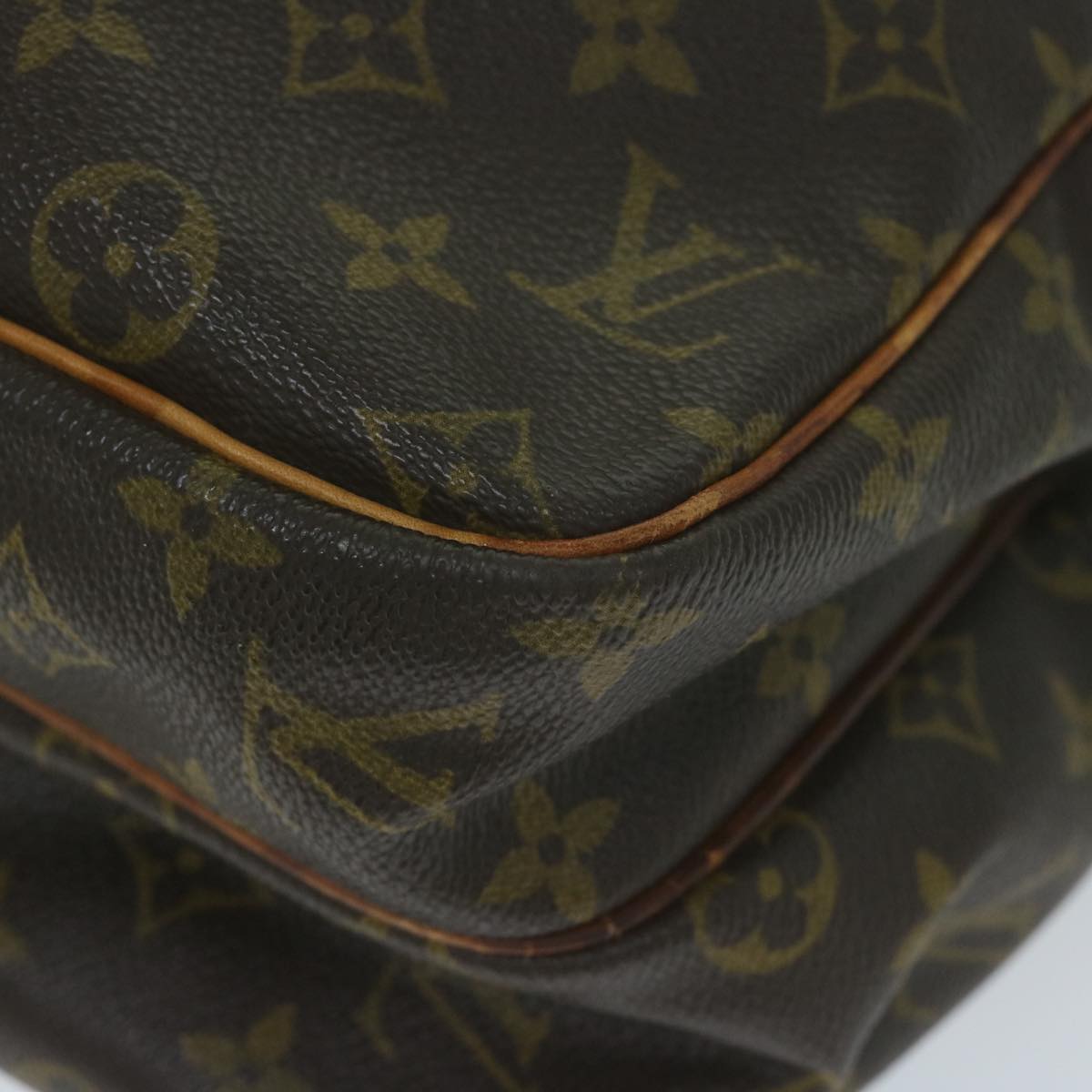 LOUIS VUITTON Monogram Reporter GM Shoulder Bag M45252 LV th4460