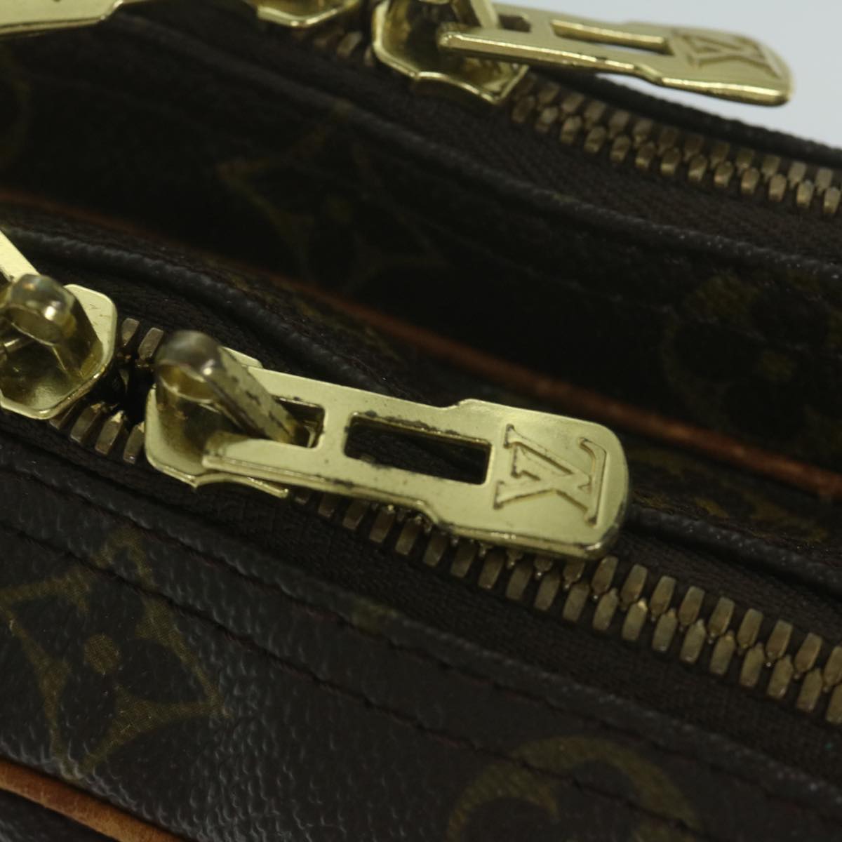 LOUIS VUITTON Monogram Reporter GM Shoulder Bag M45252 LV th4460