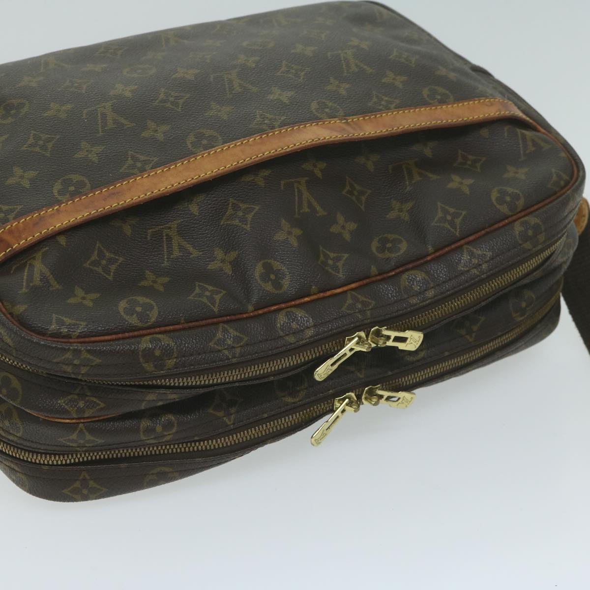LOUIS VUITTON Monogram Reporter GM Shoulder Bag M45252 LV th4460