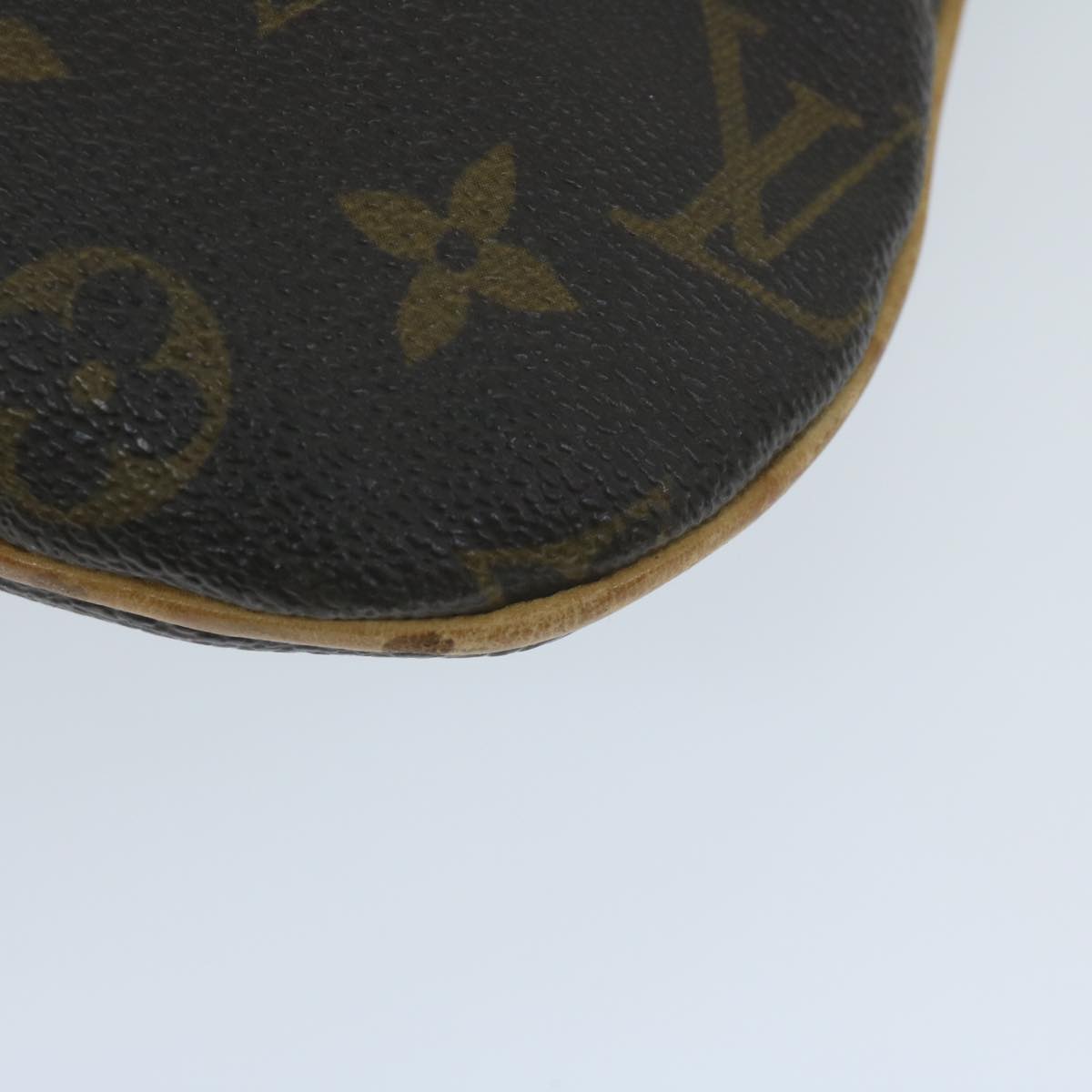 LOUIS VUITTON Monogram Pochette Bosphore Shoulder Bag M40044 LV th4478