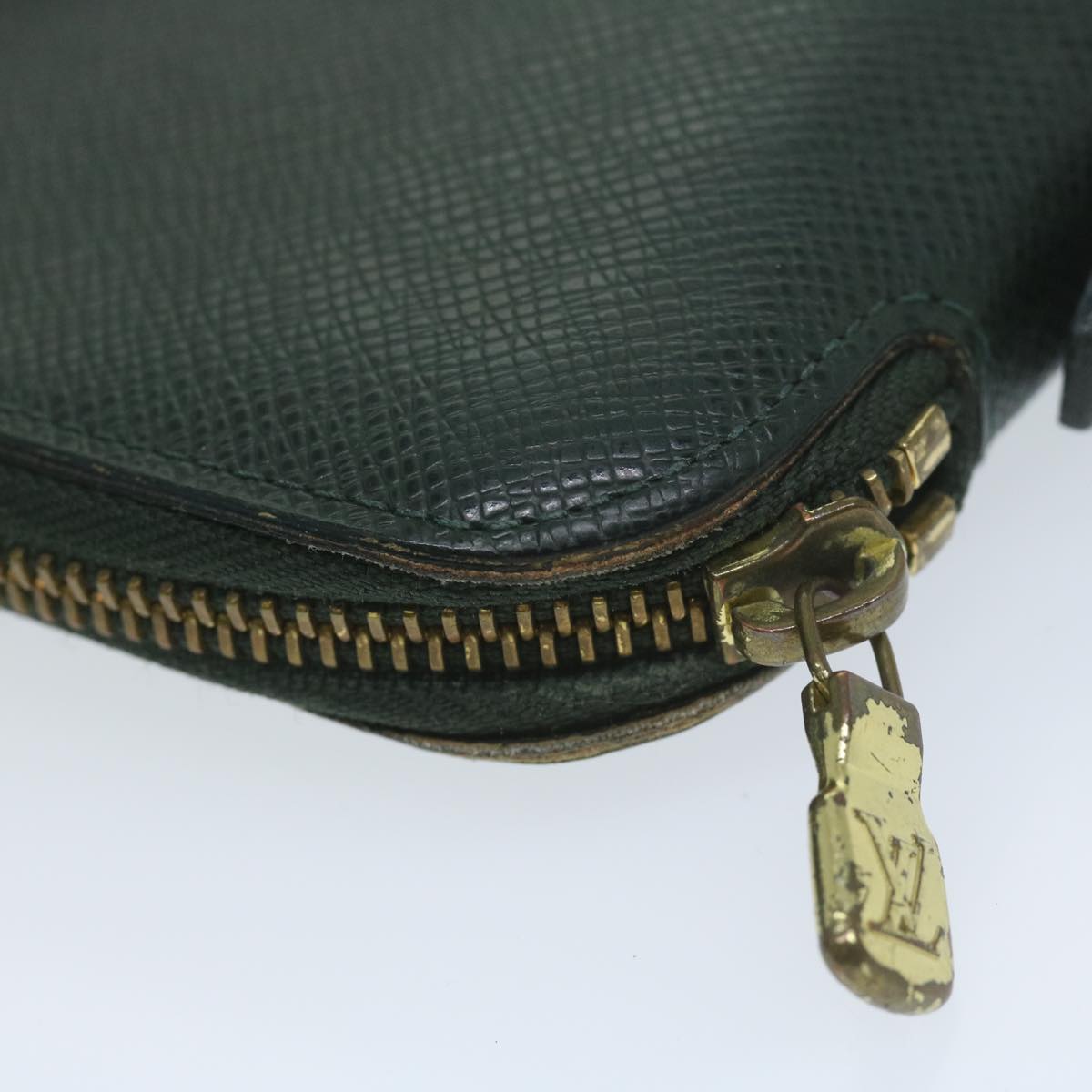 LOUIS VUITTON Taiga Organizer Atholl Travel Case Epicea M30654 LV th4498