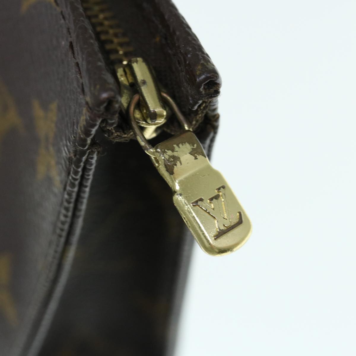 LOUIS VUITTON Monogram Poche Toilette 15 Pouch M47546 LV th4499