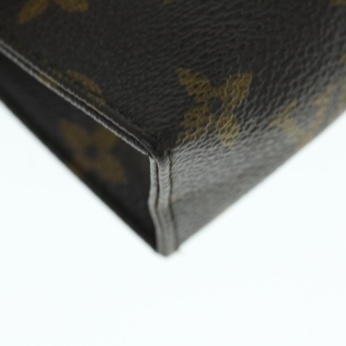 LOUIS VUITTON Monogram Poche Toilette 15 Pouch M47546 LV th4499