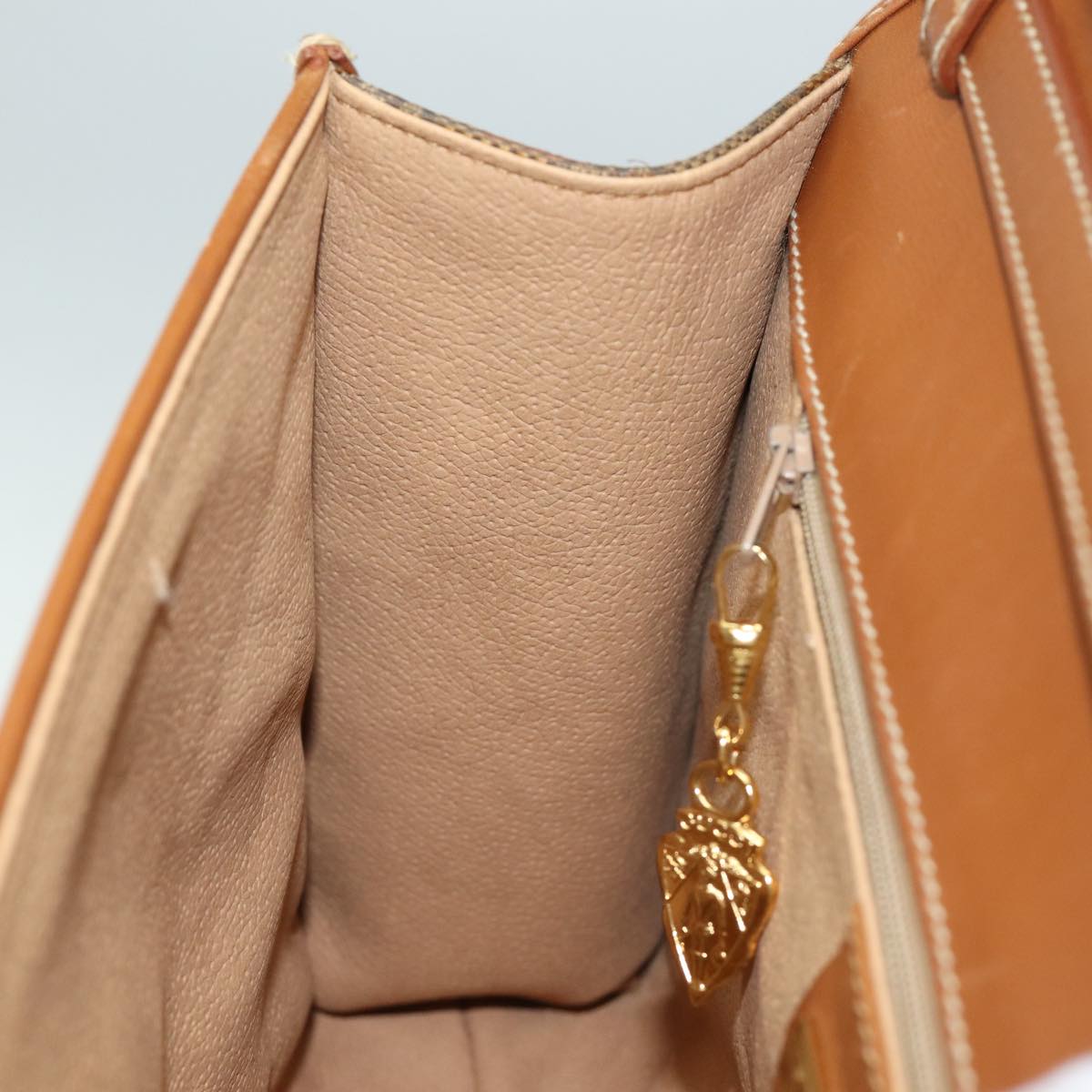 GUCCI GG Canvas Shoulder Bag Brown 004 101 0222 th5165