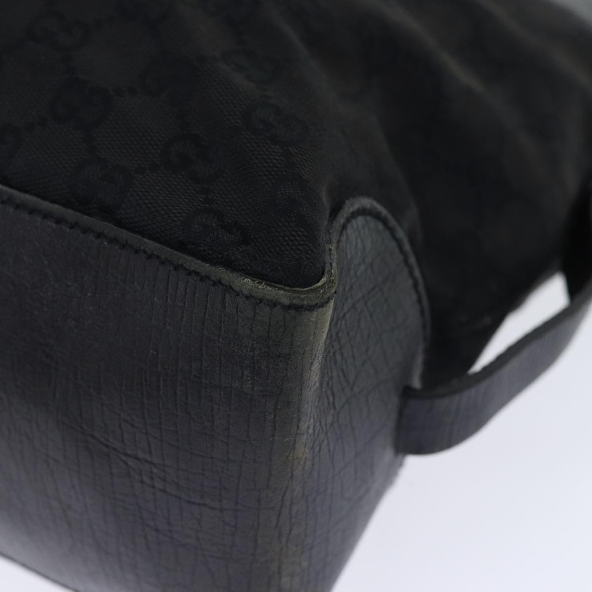 GUCCI GG Canvas Hand Bag Black ti1692