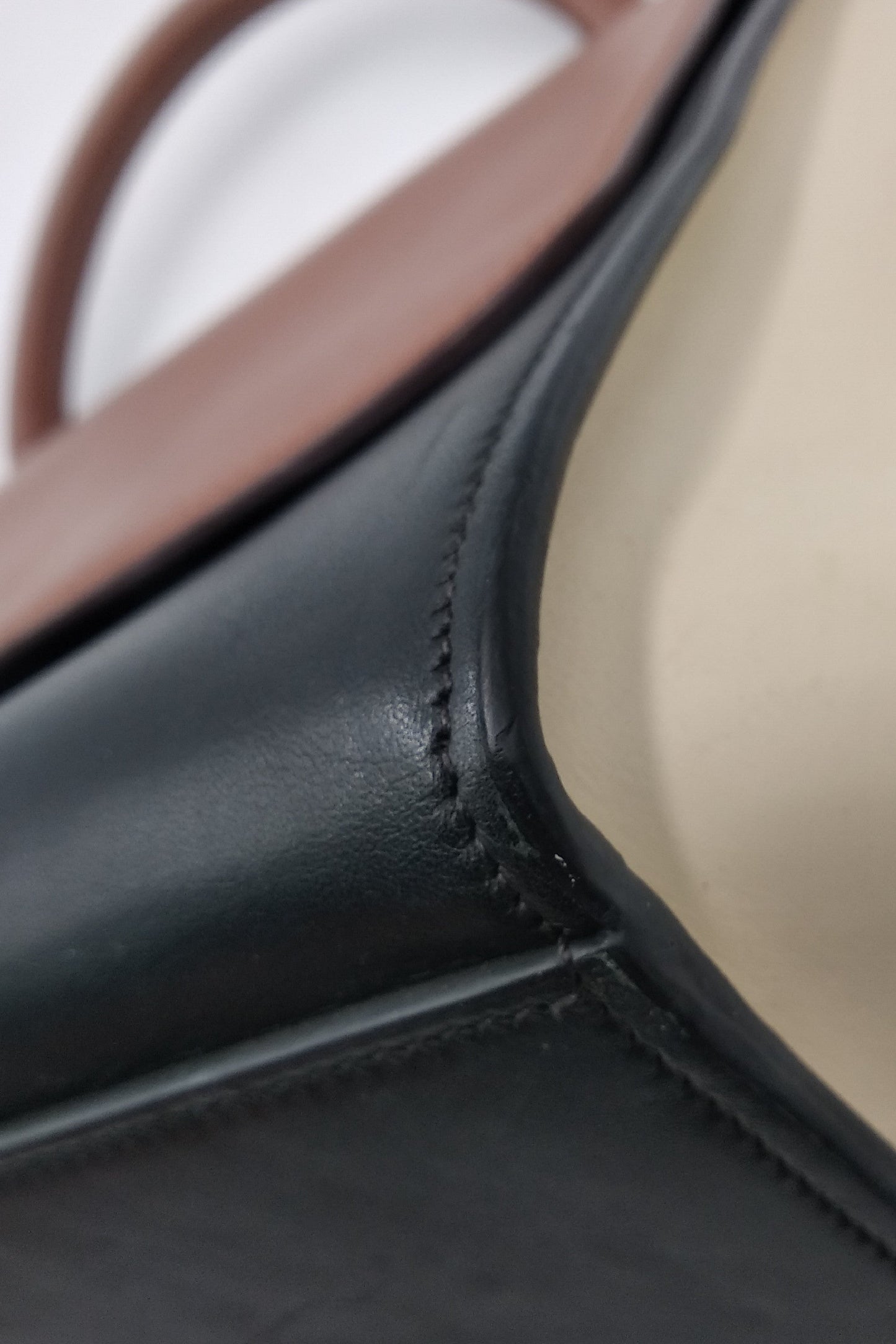 Trapeze Small Brown Beige Black