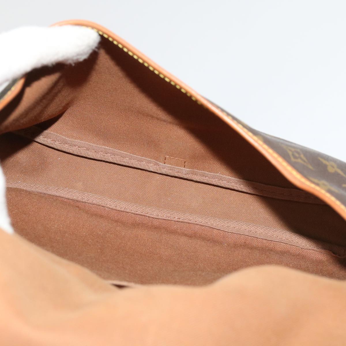 LOUIS VUITTON Monogram Saumur 30 Shoulder Bag M42256 LV yk10048