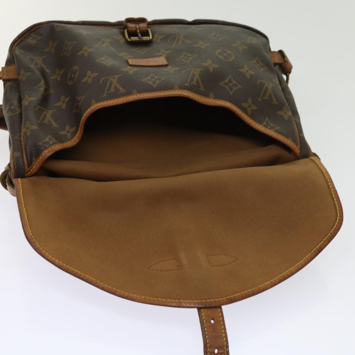 LOUIS VUITTON Monogram Saumur 30 Shoulder Bag M42256 LV yk10048