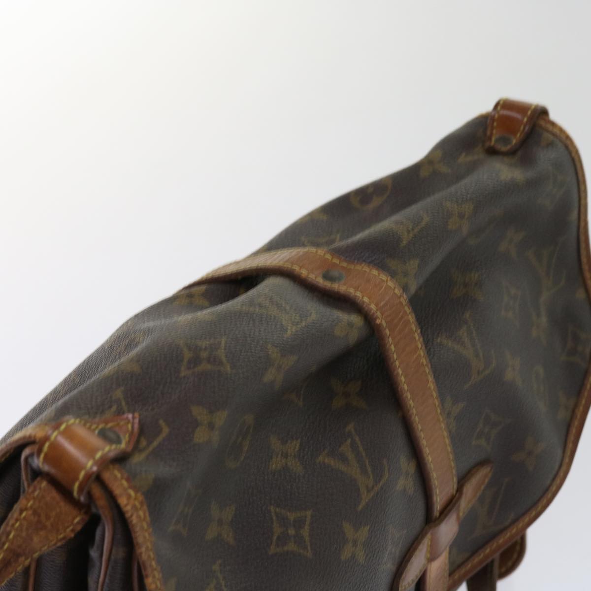 LOUIS VUITTON Monogram Saumur 30 Shoulder Bag M42256 LV yk10048