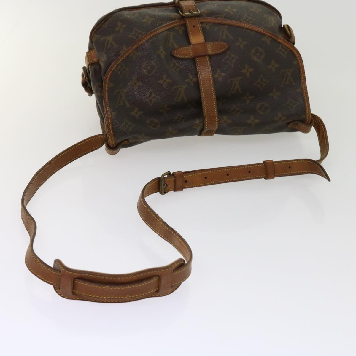 LOUIS VUITTON Monogram Saumur 30 Shoulder Bag M42256 LV yk10048