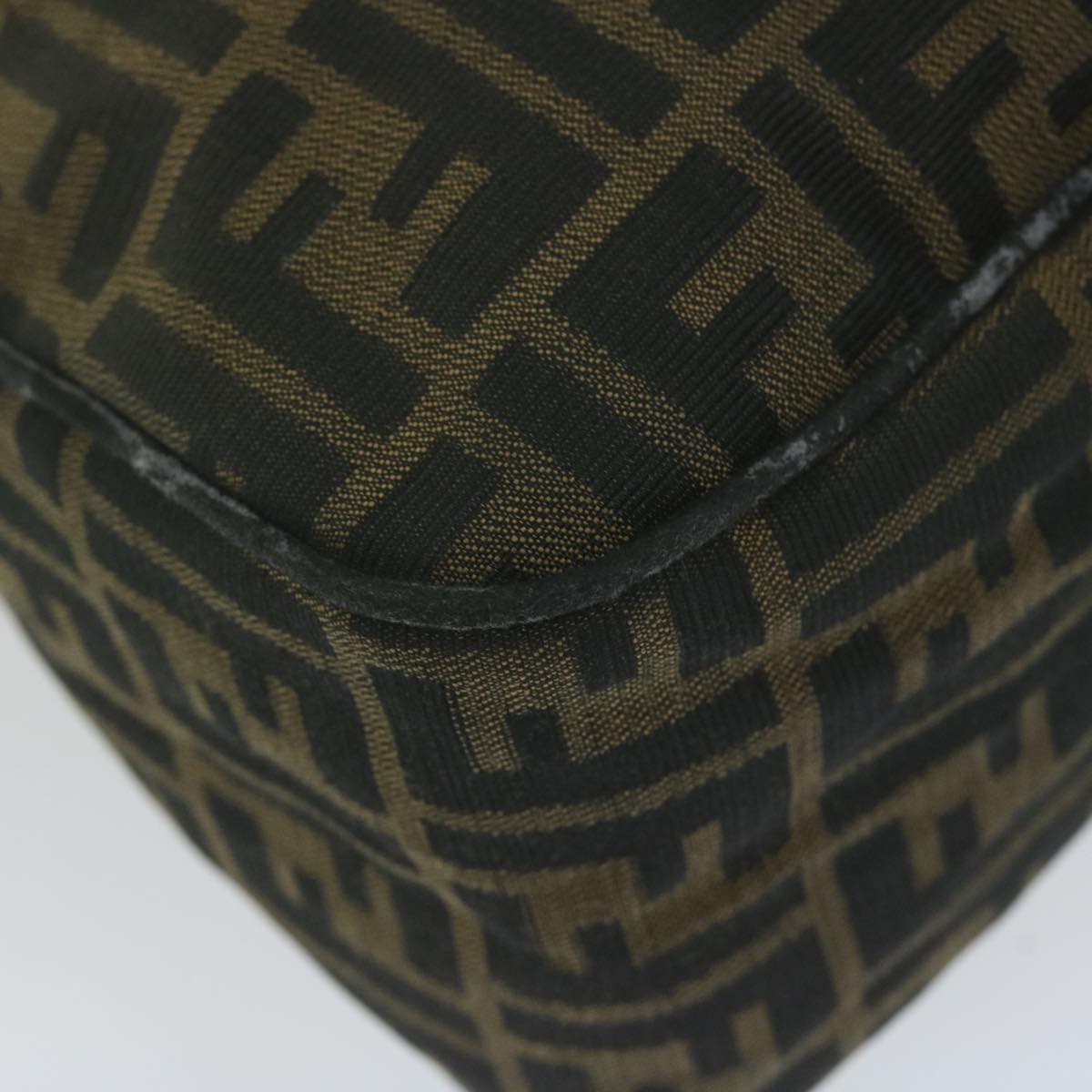 FENDI Zucca Canvas Shoulder Bag Brown Black yk10162