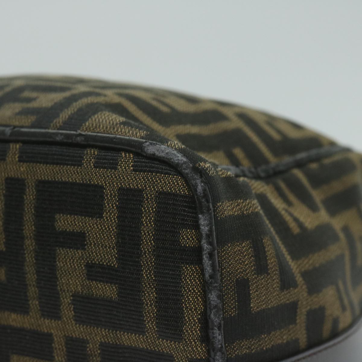 FENDI Zucca Canvas Hand Bag Brown yk10325