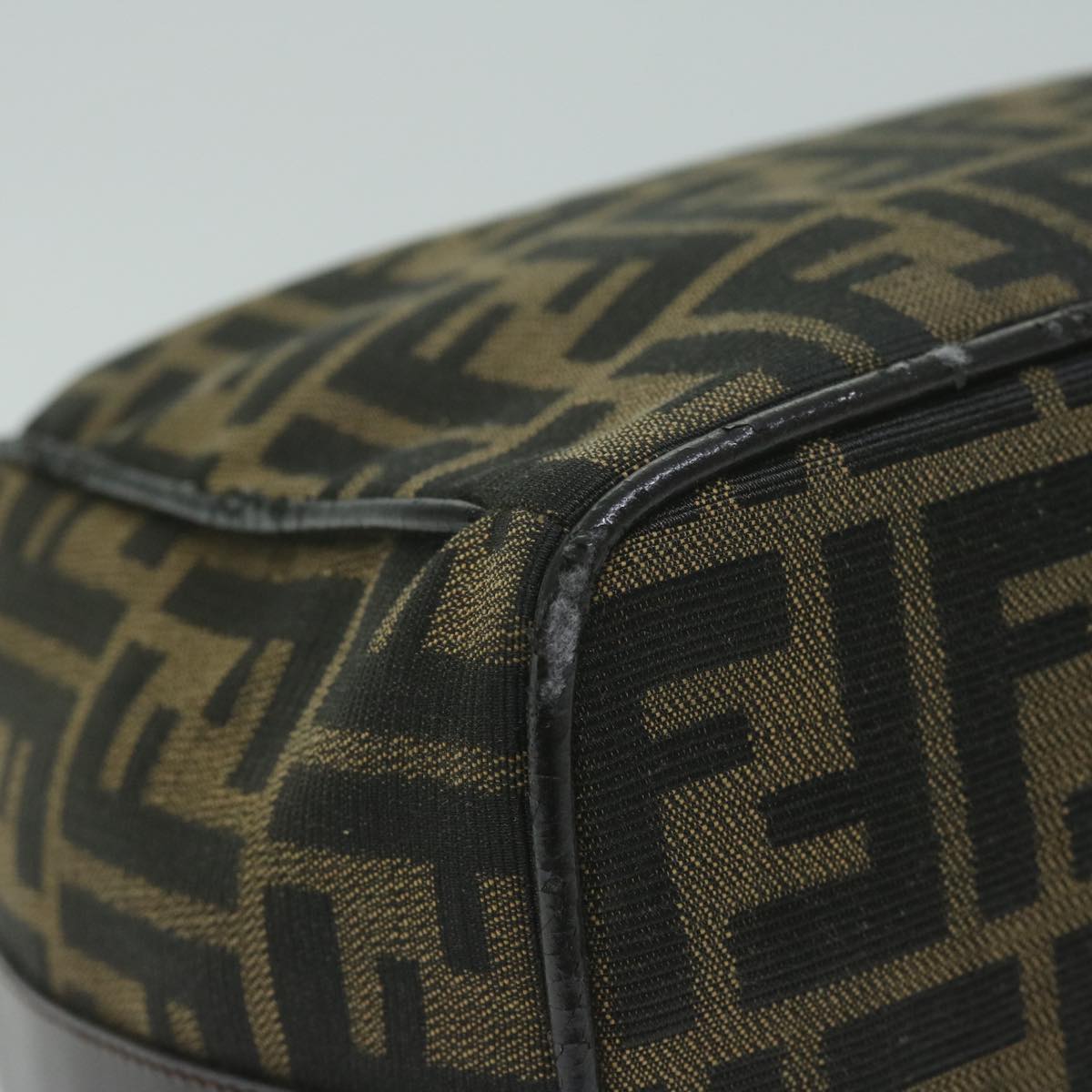 FENDI Zucca Canvas Hand Bag Brown yk10325