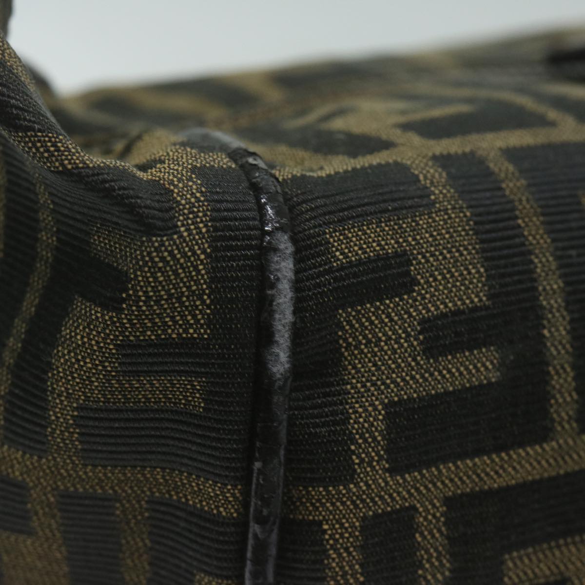 FENDI Zucca Canvas Hand Bag Brown yk10325