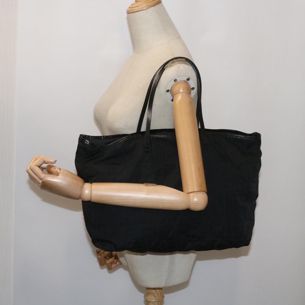 FENDI Zucca Canvas Tote Bag Black yk10394