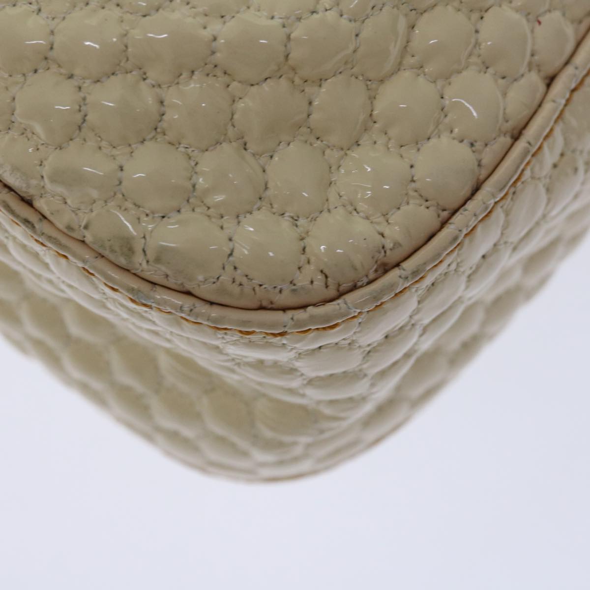 FENDI Chain Hand Bag Patent leather Beige yk10972