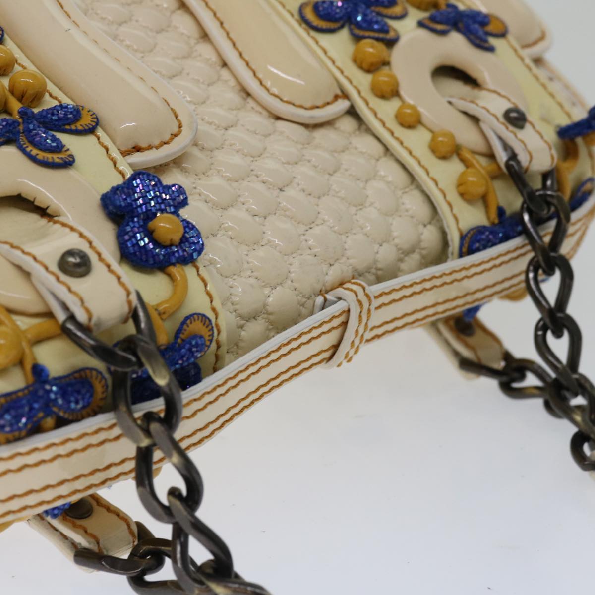 FENDI Chain Hand Bag Patent leather Beige yk10972