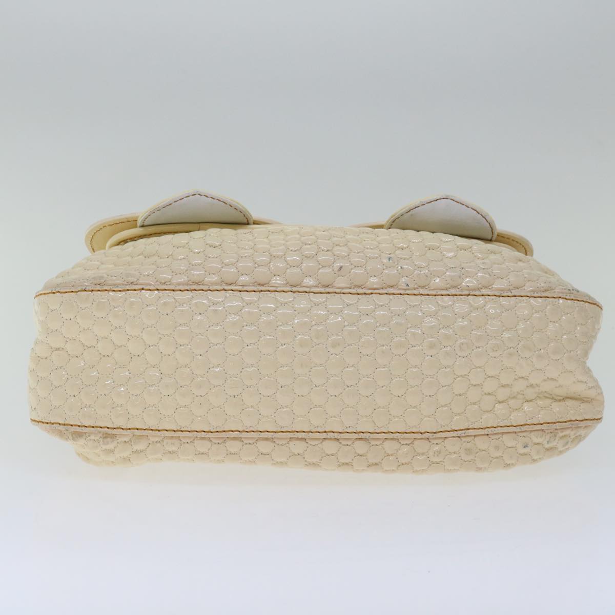 FENDI Chain Hand Bag Patent leather Beige yk10972